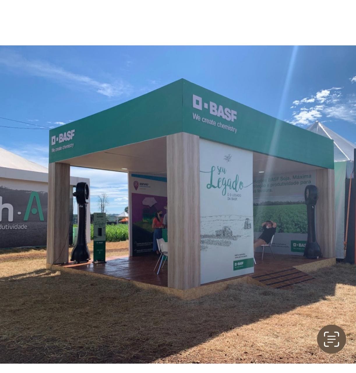 Montagem Mista Externa 4 - Combinação octanorm e madeira externa